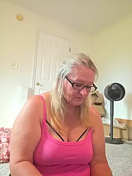 RavensLove online show from July 2026 03:37:02 PM