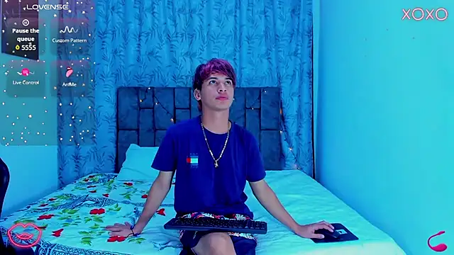IhanKing online show from July 2026 07:23:02 PM