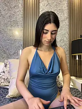 evelyn hills online show from April 2026 03:14:02 PM