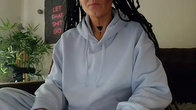 shyhornymommy online show from July 2026 03:36:02 PM