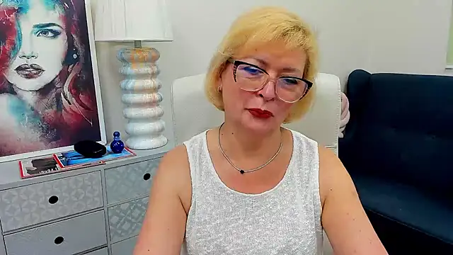 luna xfantasy online show from June 2026 06:29:02 AM