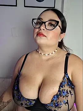Nicolevega1 online show from July 2026 01:44:02 AM