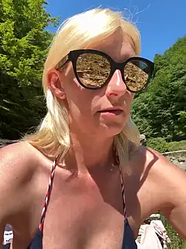 barbiplaymate online show from May 2026 12:56:01 PM