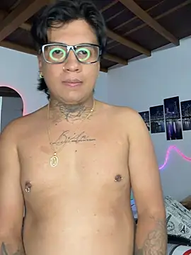 Snapshot of winniepooh_69 chatting on April 2026 04:40:01 AM winniepooh 69 online show from April 2026 04:40:01 AM