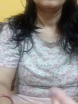 Snapshot of RUHIJNJ chatting on April 2026 03:51:01 PM RUHIJNJ online show from April 2026 03:51:01 PM