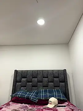 SecretFlameDuo1904 online show from June 2026 03:44:01 AM