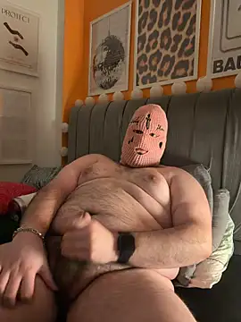 Snapshot of merthanss chatting on April 2026 10:54:02 PM merthanss online show from April 2026 10:54:02 PM