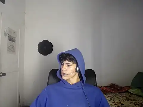 Snapshot of StiffyWonder420 chatting on April 2026 05:46:01 AM StiffyWonder420 online show from April 2026 05:46:01 AM