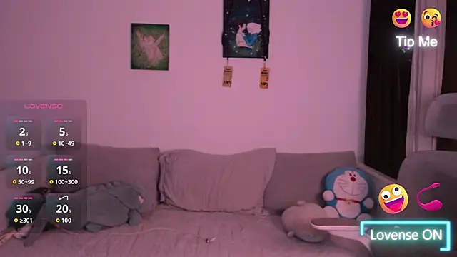 Snapshot of alicemadberry chatting on April 2026 05:03:02 AM alicemadberry online show from April 2026 05:03:02 AM