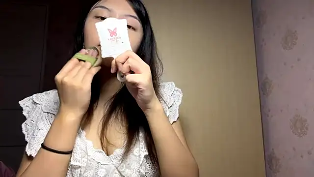 MinnaHannaman online show from April 2026 03:43:02 AM