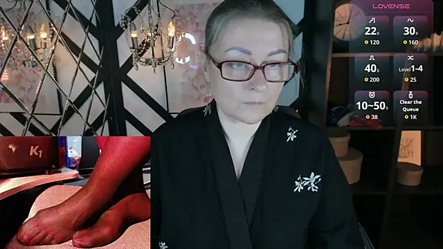 Alexandra Kind online show from May 2026 01:40:01 PM