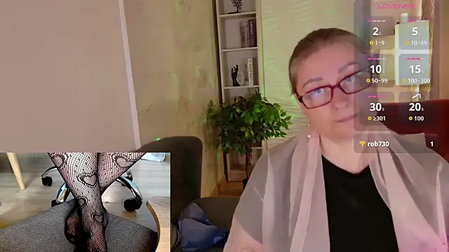 Alexandra Kind online show from May 2026 08:48:02 PM