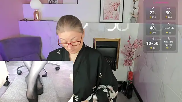 Alexandra Kind online show from July 2026 08:48:01 PM