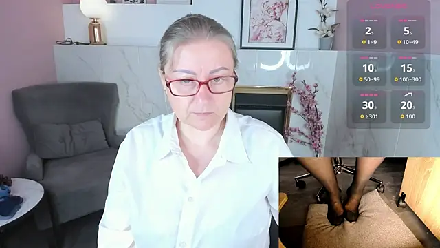 Alexandra Kind online show from July 2026 08:29:02 PM