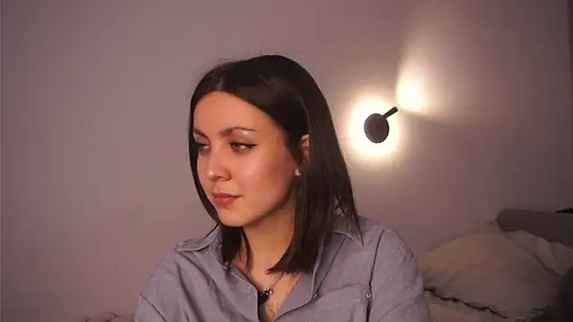 ElviraGounder online show from April 2026 06:11:02 AM