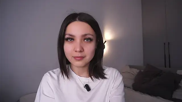 ElviraGounder online show from April 2026 06:06:01 AM