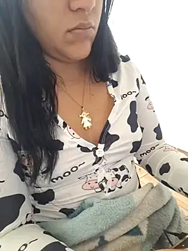 Snapshot of euahotmarii3 chatting on July 2026 01:47:01 AM euahotmarii3 online show from July 2026 01:47:01 AM