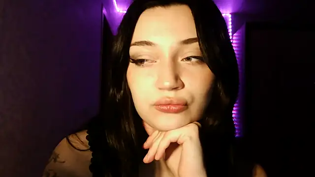 babelillian online show from April 2026 07:58:02 PM