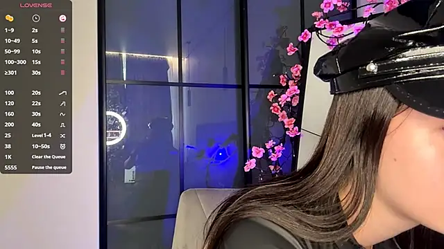 Rose Retslav online show from June 2026 01:09:02 PM