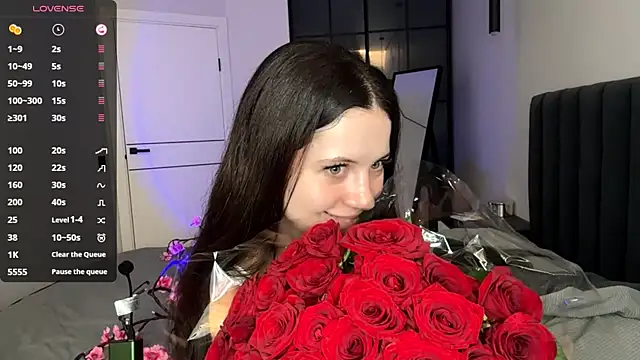 Rose Retslav online show from July 2026 03:21:02 PM