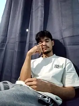 Snapshot of MarlusoOwens chatting on April 2026 02:18:01 AM MarlusoOwens online show from April 2026 02:18:01 AM