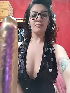 Snapshot of MillieGri22 chatting on June 2026 06:56:01 PM MillieGri22 online show from June 2026 06:56:01 PM