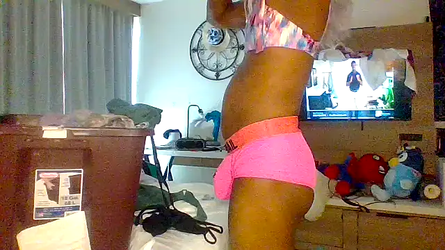 Snapshot of Dicksee_Left chatting on July 2026 03:21:02 PM Dicksee Left online show from July 2026 03:21:02 PM