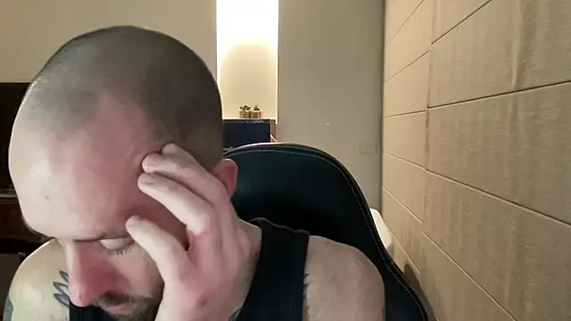 Snapshot of steveperry6969 chatting on April 2026 12:12:01 PM steveperry6969 online show from April 2026 12:12:01 PM