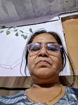 Shalini3456 online show from April 2026 08:28:02 AM