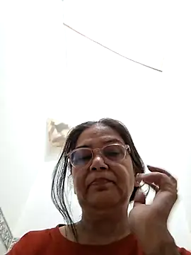 Shalini3456 online show from April 2026 04:17:01 AM