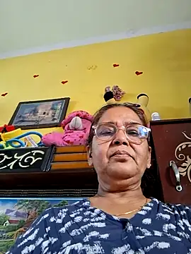 Shalini3456 online show from April 2026 08:53:01 AM