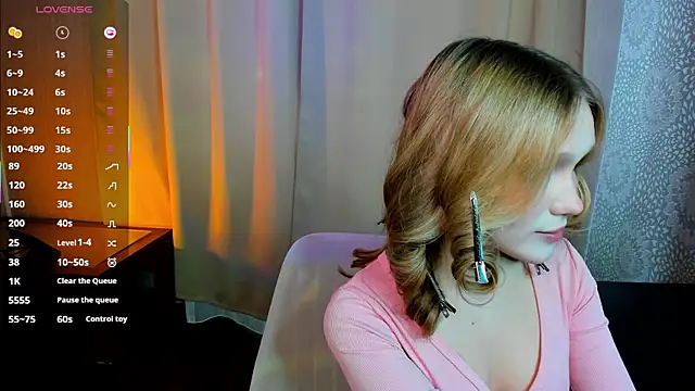 AdelineCrash online show from May 2026 04:39:02 AM