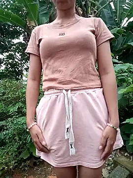 Elena Mia online show from May 2026 10:09:02 AM