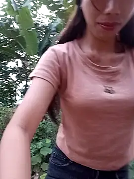 Elena Mia online show from May 2026 10:41:02 PM