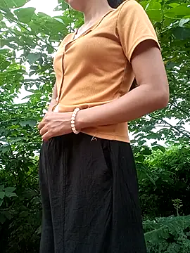 Elena Mia online show from June 2026 10:15:01 AM