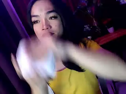Snapshot of ruffa_madisson chatting on May 2026 02:08:01 AM ruffa madisson online show from May 2026 02:08:01 AM