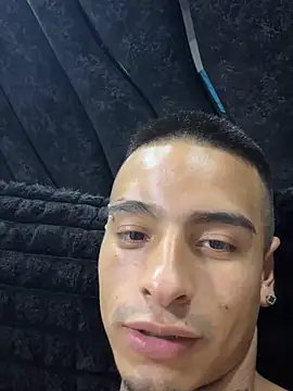 willclayy online show from April 2026 11:24:01 PM