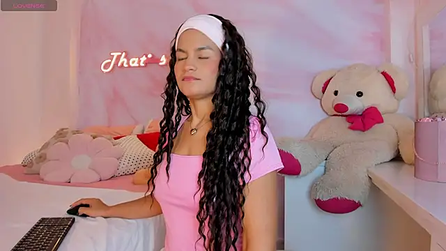 Marilyn Mulata online show from July 2026 06:54:02 PM
