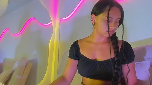 VenusBlazzer online show from July 2026 01:47:01 PM