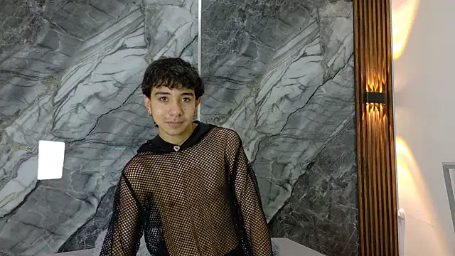 NoahWalker   online show from April 2026 11:08:02 AM