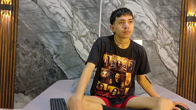 NoahWalker   online show from May 2026 11:17:02 AM