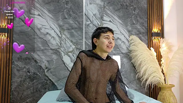 NoahWalker   online show from June 2026 10:53:01 AM