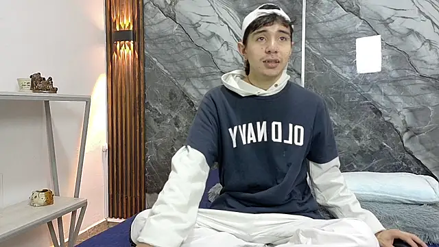 NoahWalker   online show from July 2026 11:08:02 AM