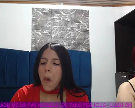 ISAMOONX online show from June 2026 01:14:01 PM