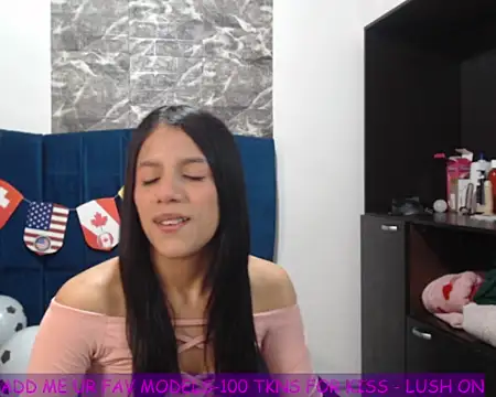 ISAMOONX online show from June 2026 01:15:02 PM