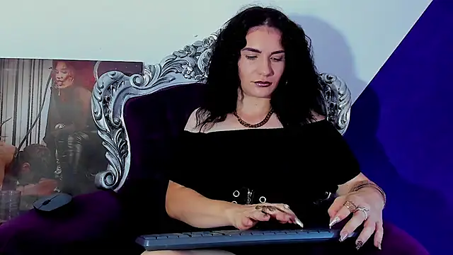 MistressKasandra online show from July 2026 04:07:01 AM