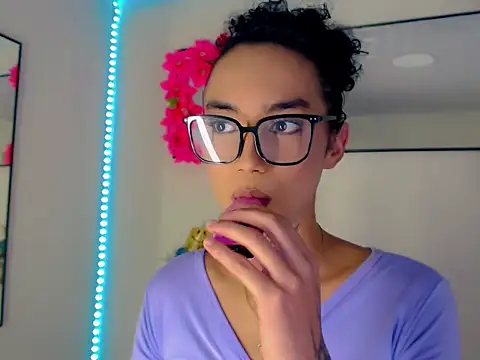 Darianna A online show from April 2026 09:29:02 PM