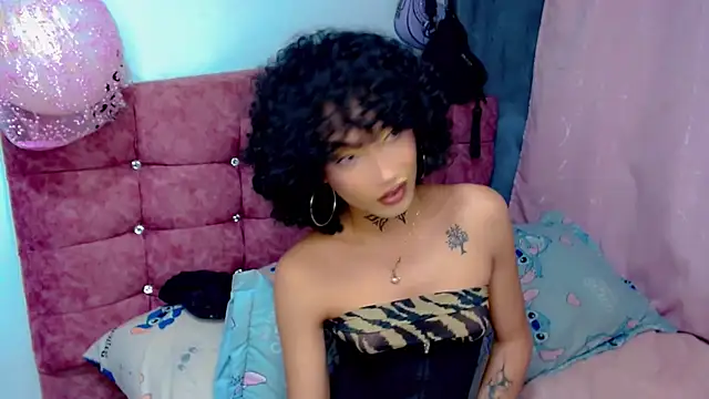 Darianna A online show from July 2026 06:20:01 PM