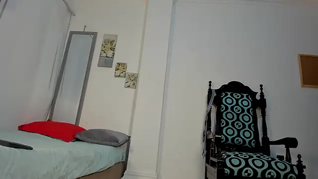 Tessa siham online show from April 2026 02:10:01 PM