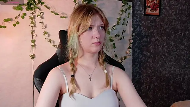 Lina Wi online show from July 2026 08:15:01 PM